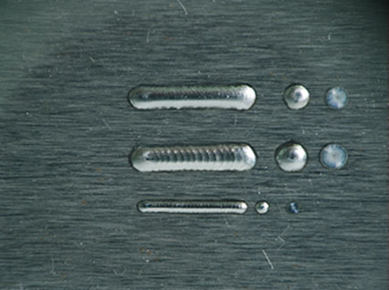 <a href='http://hkbiaodian.com/product/3.htm' class='text_a'>模具激光焊機</a>修復鏡面模具效果
